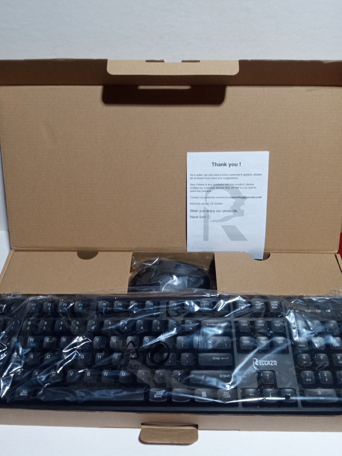 RECCAZR Wireless Keyboard and Mouse Combo  Black  New in Box