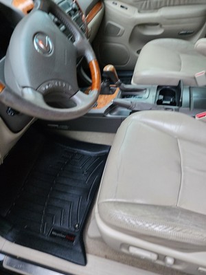 image 4 of interior