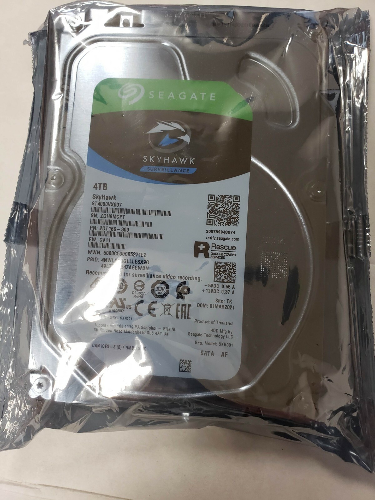 Hard Disk Mfi Devices Seagate 4TB SkyHawk SATA III Internal