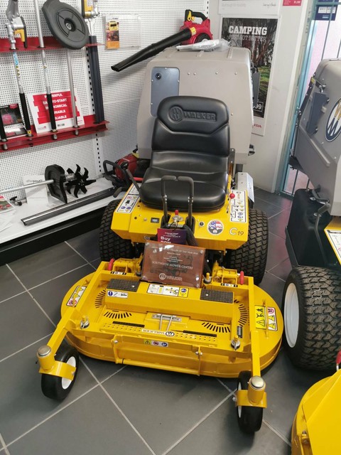 Walker ride ons Southside Mower Centre Morningside | Lawn Mowers