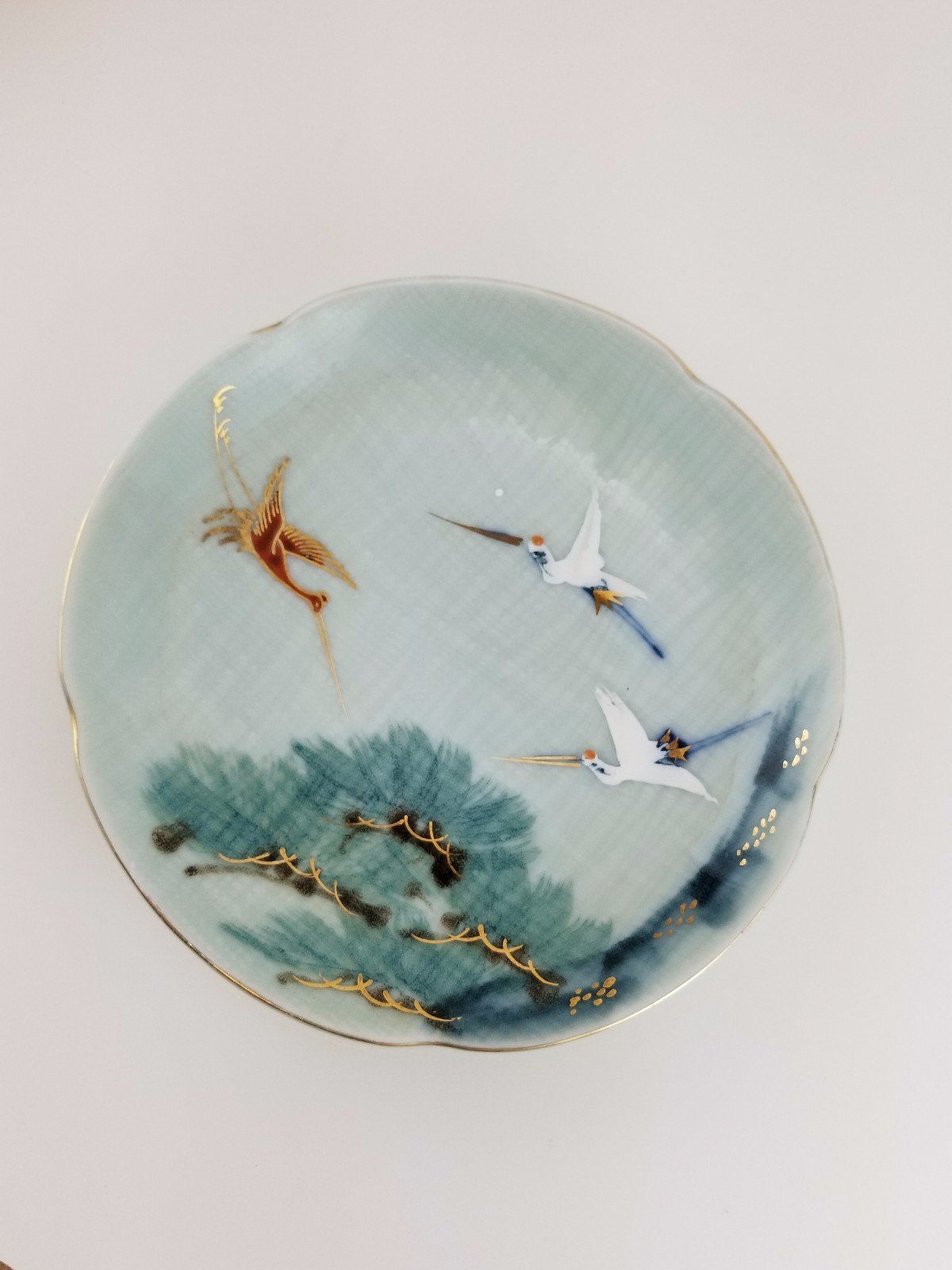 ANTIQUE JAPANESE HAND PAINTED PORCELAIN CRANE PLATE Gold Accents Stamped