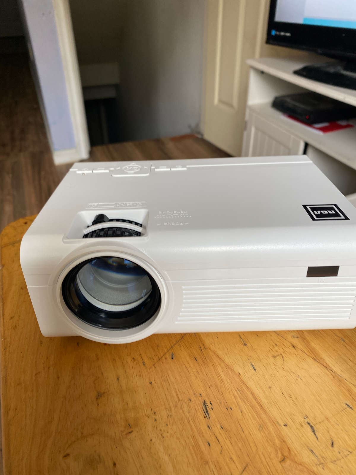 RCA Projector 2000 Lumens 480p, 1080P compatible 150" Picture Size