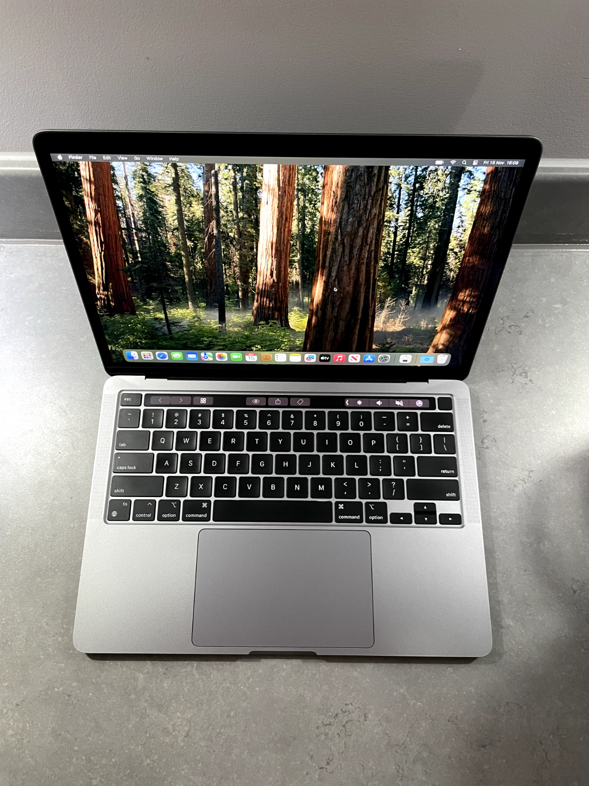 良好MacBook Pro 2020 M1 A2338 16/500GB 2020 Apple MacBook Pro with M1 Chip (13-inch, 16GB RAM
