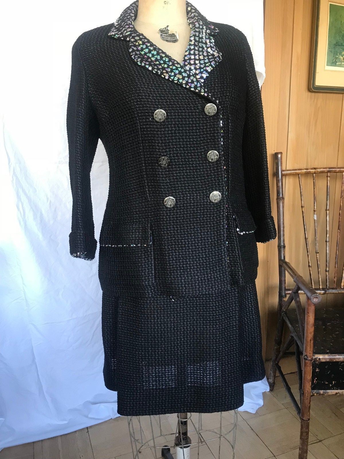 Elegant Black CHANEL Silk & Wool Suit with Sequins