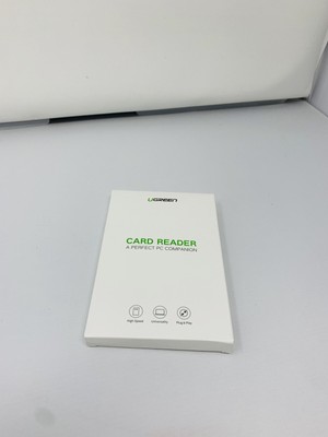 Ugreen SD Card Reader USB 3.0 Card Hub Adapter 5Gbps Read 4 Cards