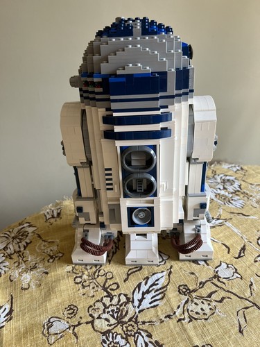 LEGO Star Wars 10225 R2-D2 Stands 12-1/4” Tall | eBay