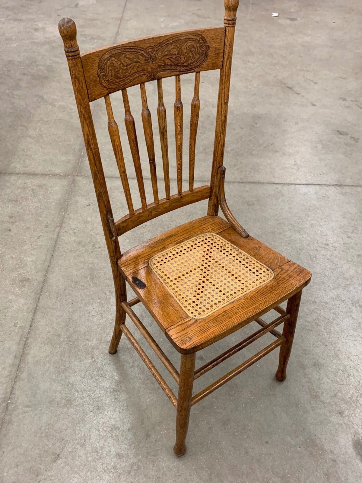 Vintage Wood Kitchen Table Chair Wooden Seat Dowel Antique Gingerbread