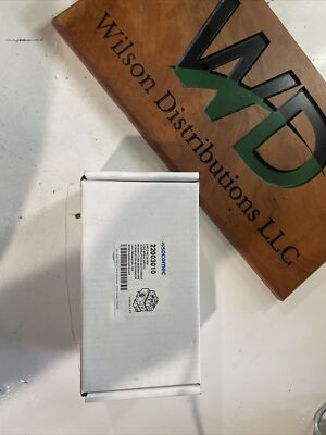 SOCOMEC 22003010 LOADBREAK Switch 3 Phase 100 Amp Disconnect