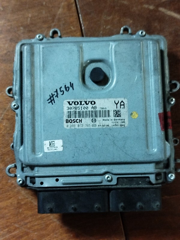 Calculateur Moteur D'Origine Volvo Ecu 30785100ab 0281012765