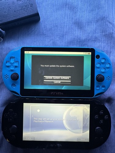 mikaPlayStationVITA 本体  PCH-2000 ZA23 PlayStation Vita Wi-Fi model Aqua Blue (PCH-2000ZA23