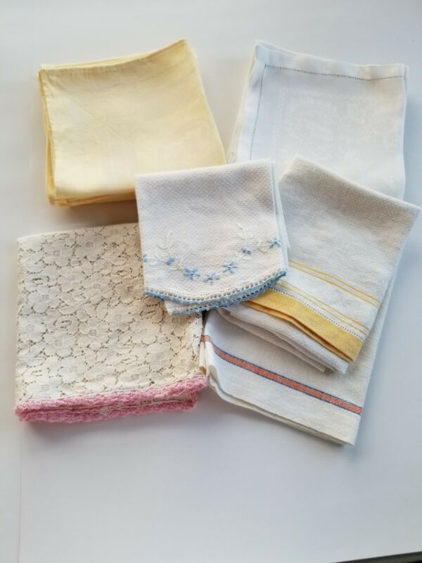 Mixed Lot Of Linens Napkins Dishtowels Lace Table Runner 