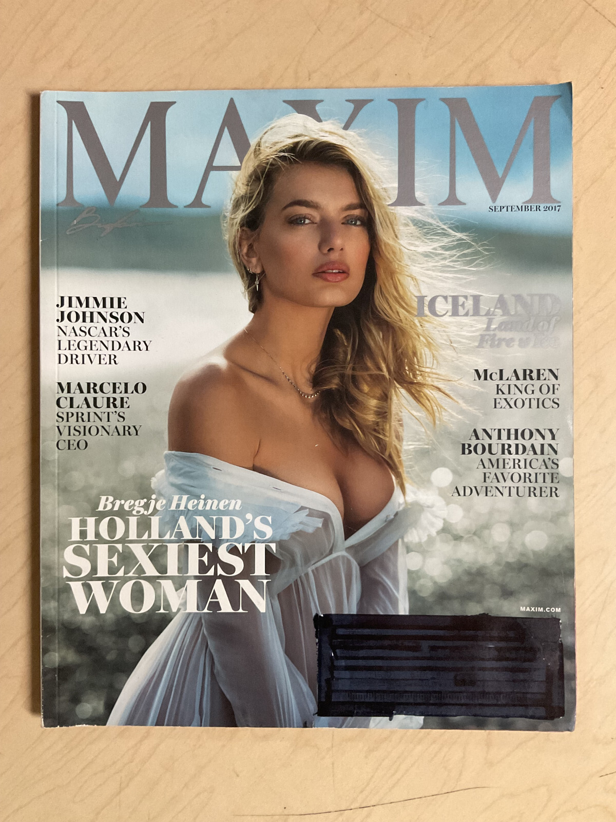 september 2017 Maxim #226 BREGJE HEINEN HOLLAND'S SEXIEST WOMAN on