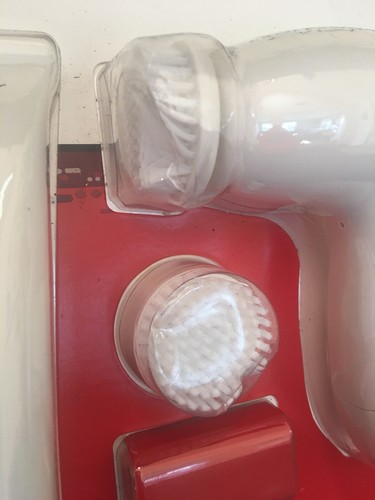 Olay Professional ProX Advanced Cleansing System Kit Cleansing Brush Exfoliating