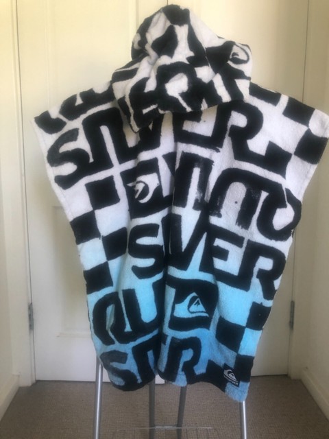 quicksilver hooded towel