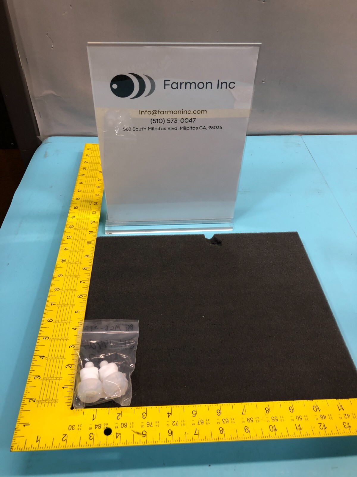 2 MICRON 811-17705 COUPLING MC6-2PE,FITTING,TEFLON,ET79-11, 169335