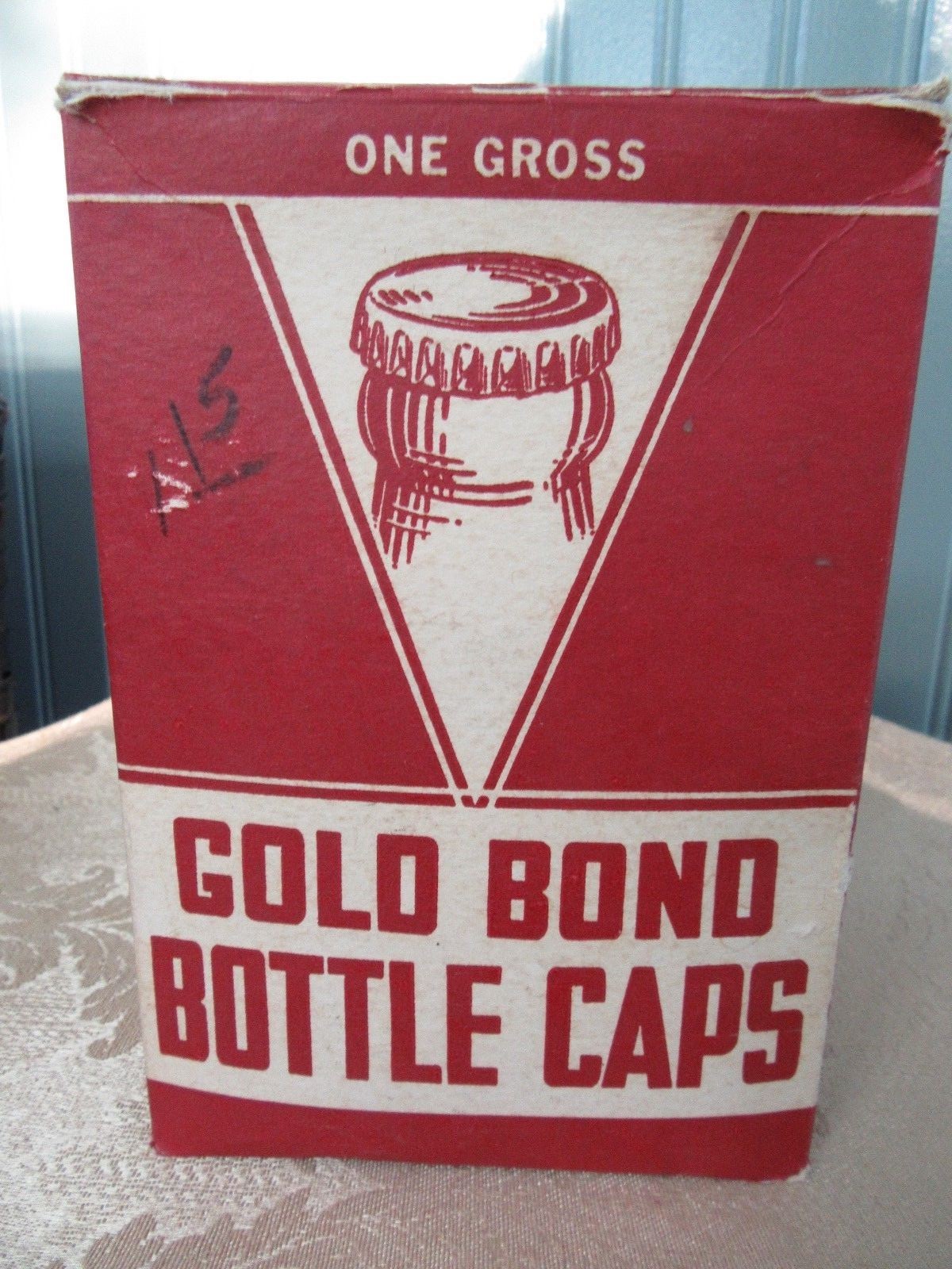 Vintage 155 Unused Gold Bond Bottle Caps in Original One Gross Box