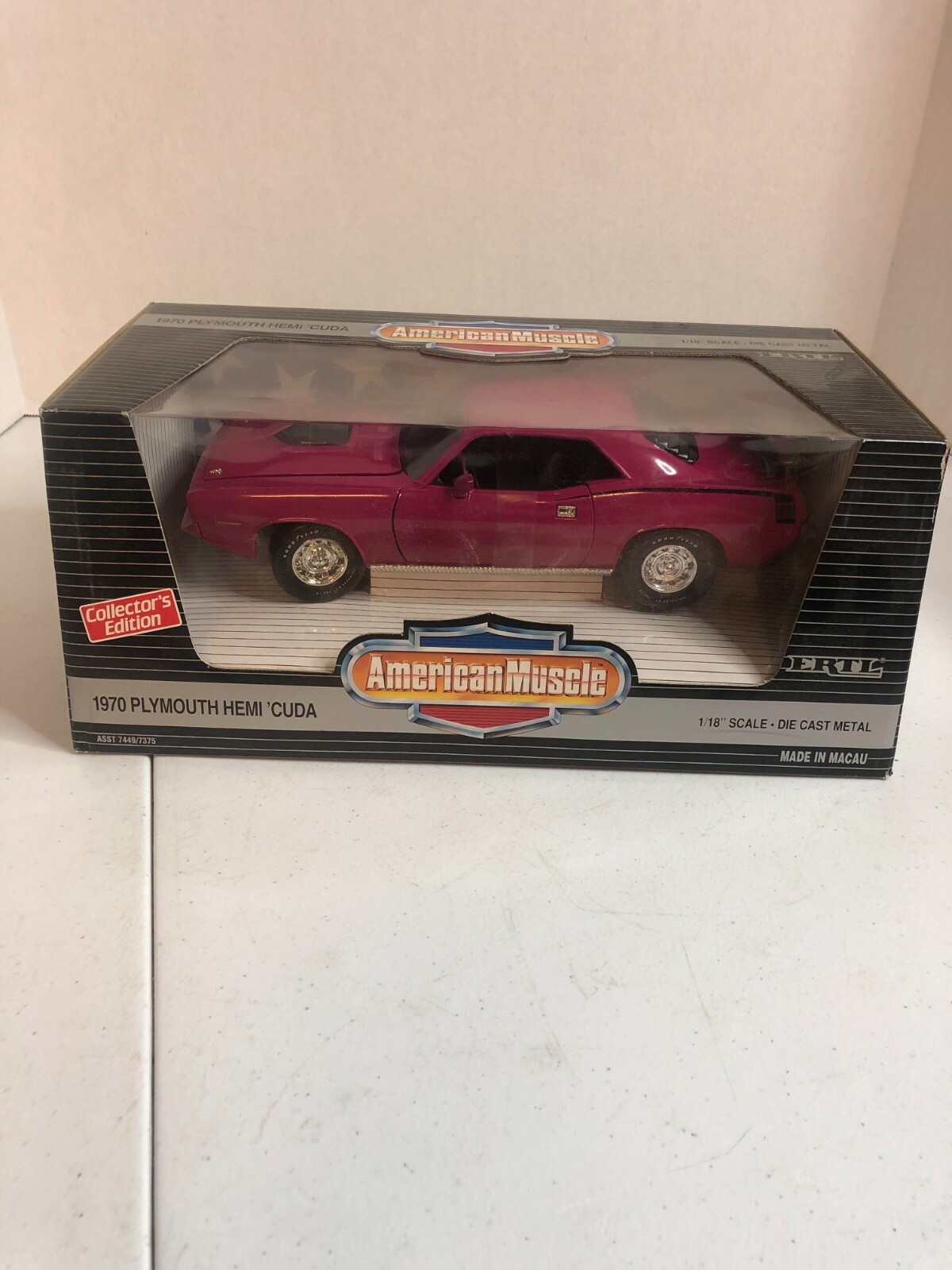 1970 PLYMOUTH AAR CUDA 1/18 アメリカンマッスル American Muscle 1970 Plymouth AAR 'Cuda 340 Six-Pack 1:18