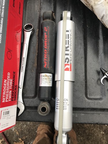 2007-2018 Chevrolet Silverado/Sierra Belltech Rear Street