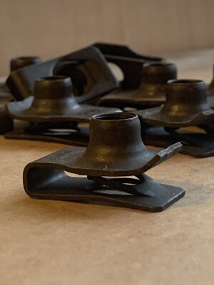 M10-1.50 Extruded U-Nut Fold Clip OEM#11500662 10 Pcs