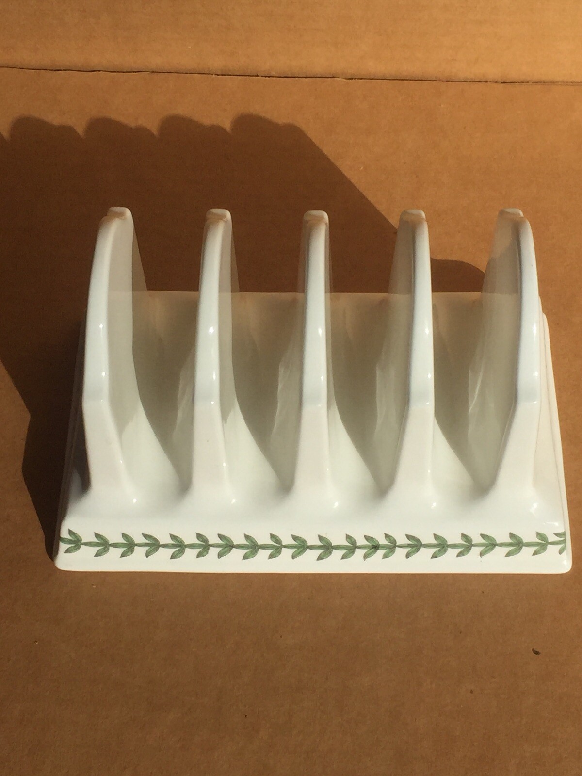 Portmeirion Botanic Garden Cyclamen Toast Napkin Mail Holder
