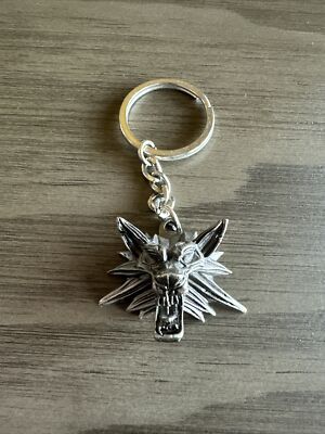 The Witcher II 2 Wolf Head Emblem Game Logo Key Chain  Preorder Promo NEW