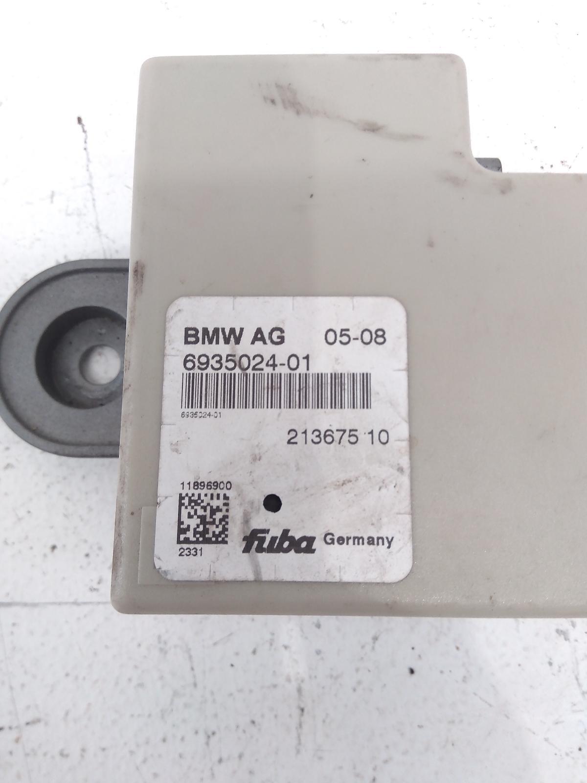 2005 Bmw 5 Series ANTENA MODULE E60 10/03-04/10 P/N 6935024 image 2