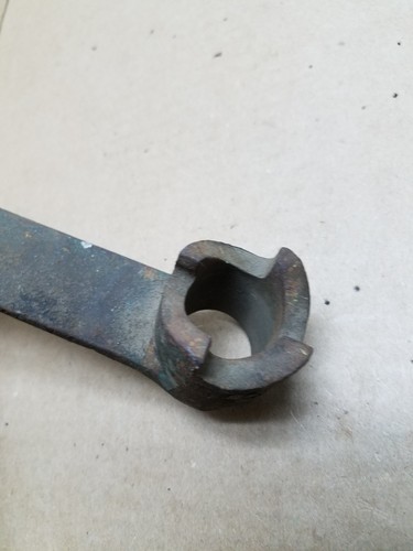 Wisconsin Engine Hand Starter Crank UA27