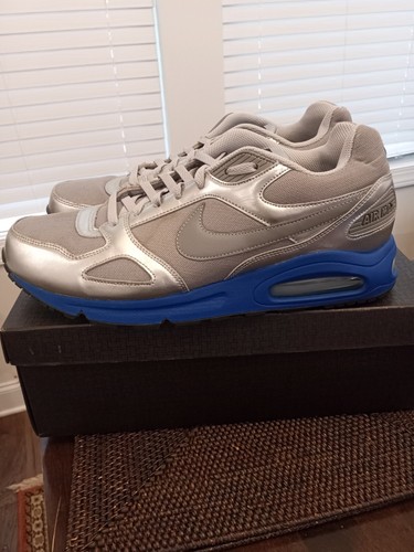 NIKE - Su $_12.JPG?set_id=880000500F
