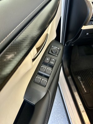 image 13 of interior