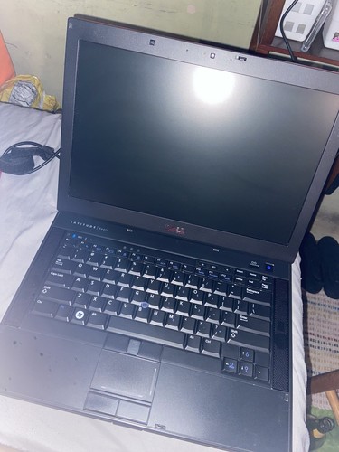 Dell Latitude E6410 Laptop Intel Core i5-2.53GHz 4GB 250GB