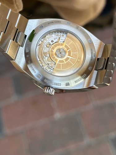 Pre-owned Vacheron Constantin 2024  Overseas Moonphase Retrograde Date