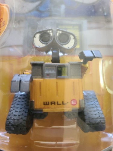 トミカ WALL・E ラッピングセット Disney PIXAR 3台セット WALL-E Wrapping Set | Tomica Wiki | Fandom