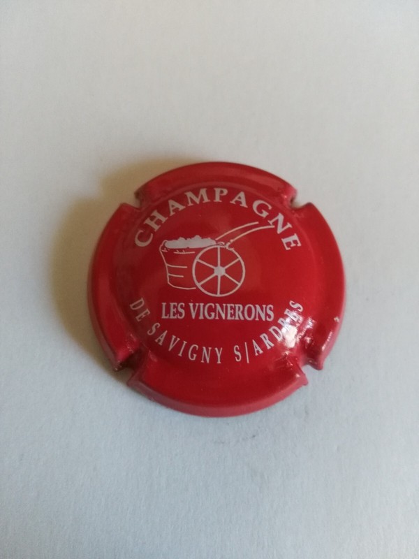 Capsule De Champagne CommÃ©Morative Savigny S/Ardres Rouge NÂ° H 10706 A