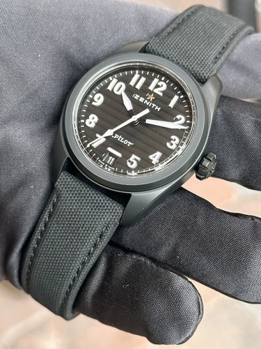 Pre-owned Zenith Pilot Automatic Black Dial Watch 40 49.4000.3620/21.i001