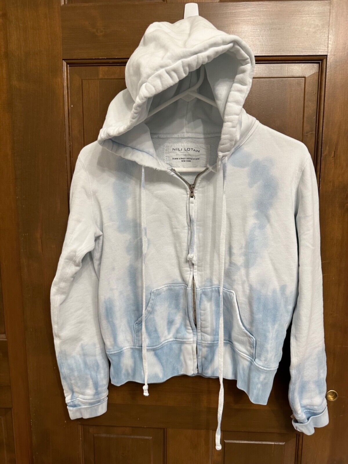Nili Lotan size XS Callie Zip Up Hoodie Sky Blue Tie Dye Nili Lotan size XS Callie Zip Up Hoodie Sky Blue Tie Dye