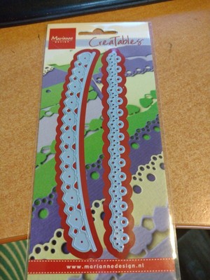 CUTTING DIES  FOR SCRAPBOOKING CREATABLES NEW (J833) BORDERS