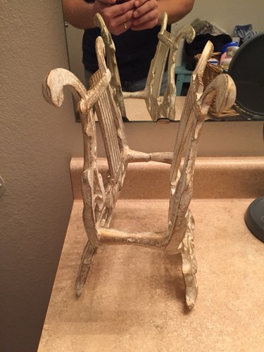 Vintage Cast Iron Antique White  Lyre Harp Metal Music Book Stand Magazine Rack