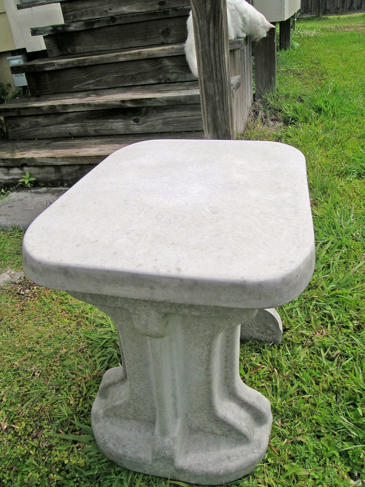 CONCRETE CEMENT MOLD**SMALL BENCH LEG (1  LEG MOLD) & 1 PLAIN TOP MOLD**