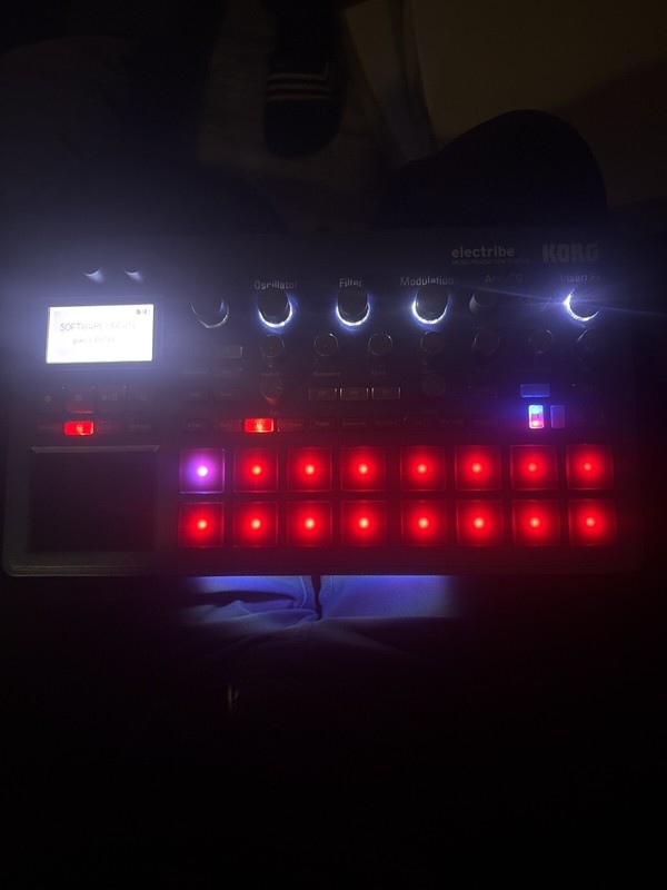 Korg Trommelmaschine - Blaumetallic