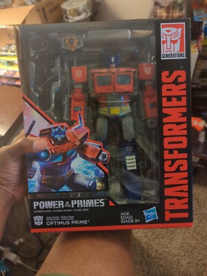 Hasbro E1147 Transformers Generations Power of The Primes Optimus Prime Figure