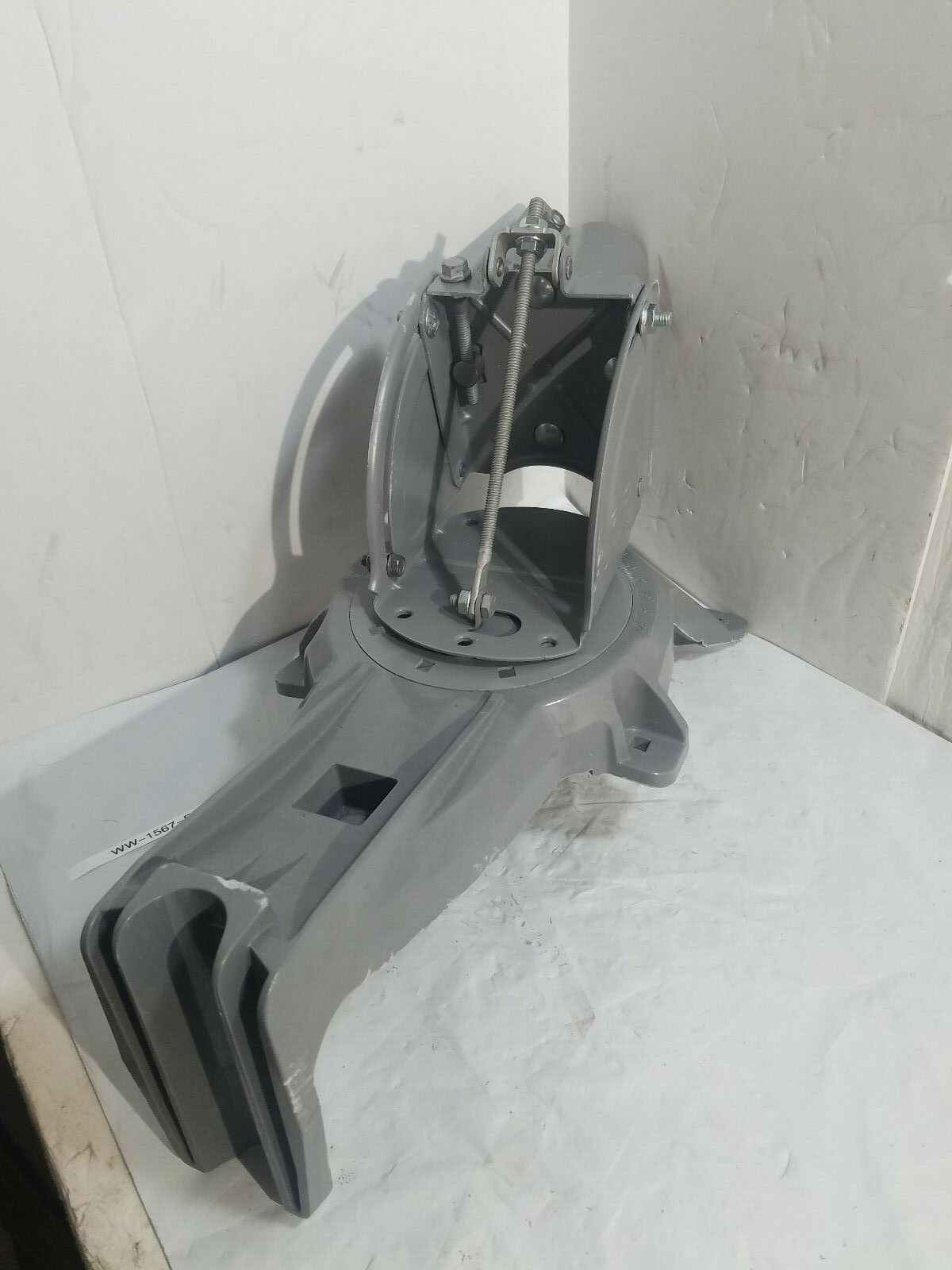 New Skyware Global Antenna Kit AZ/EL 74CM KU/KA Mount Hardware 1503778-0002