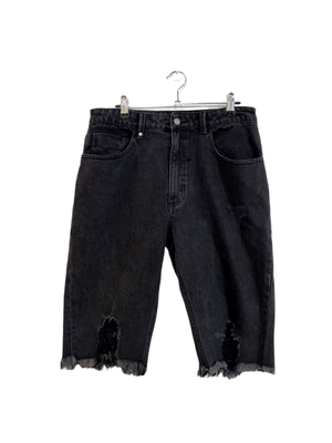 Distressed bermuda cheap shorts black