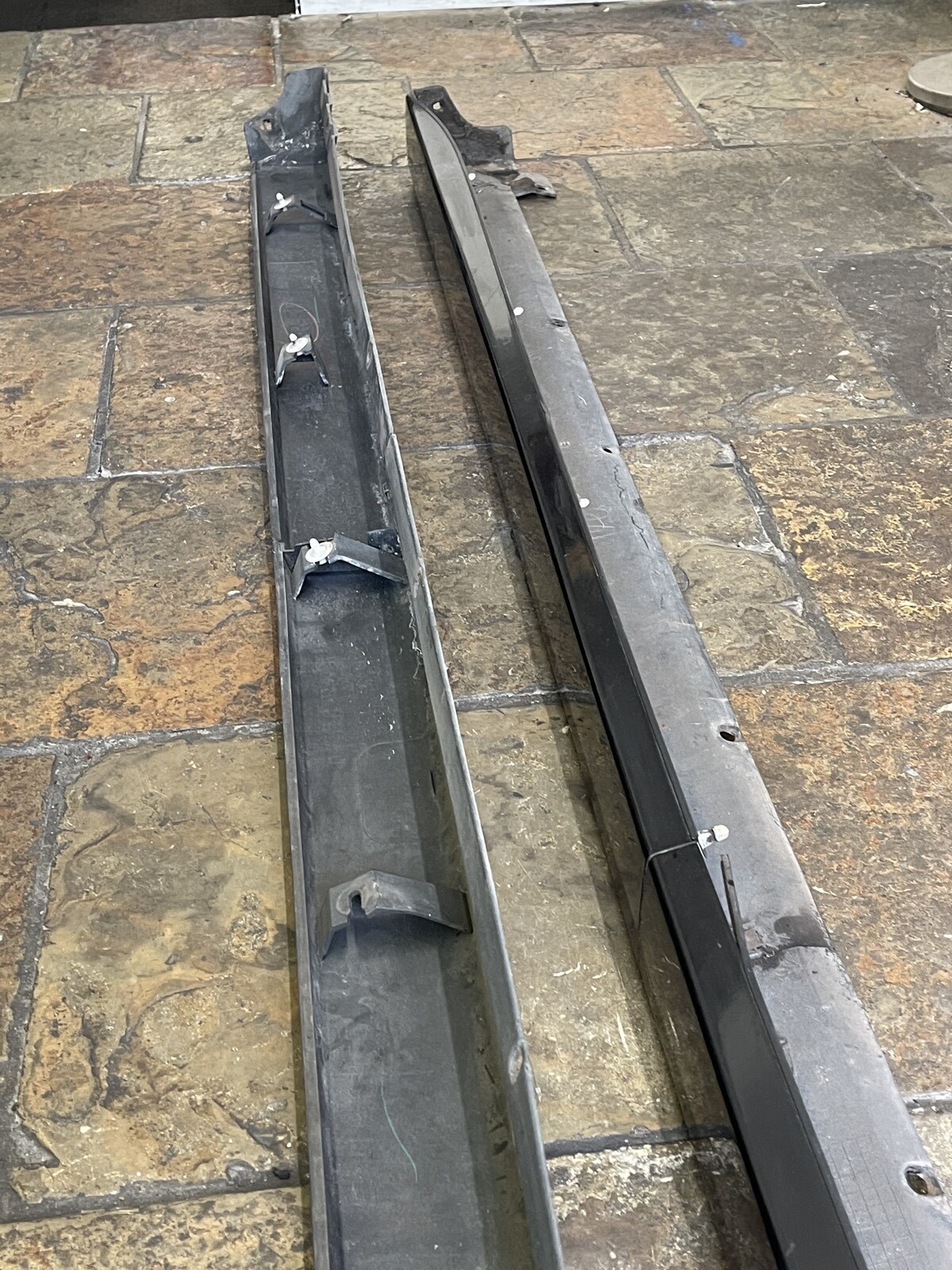 0 Nissan CUBE Z11 FACTORY SIDE SKIRTS L AND R image 5