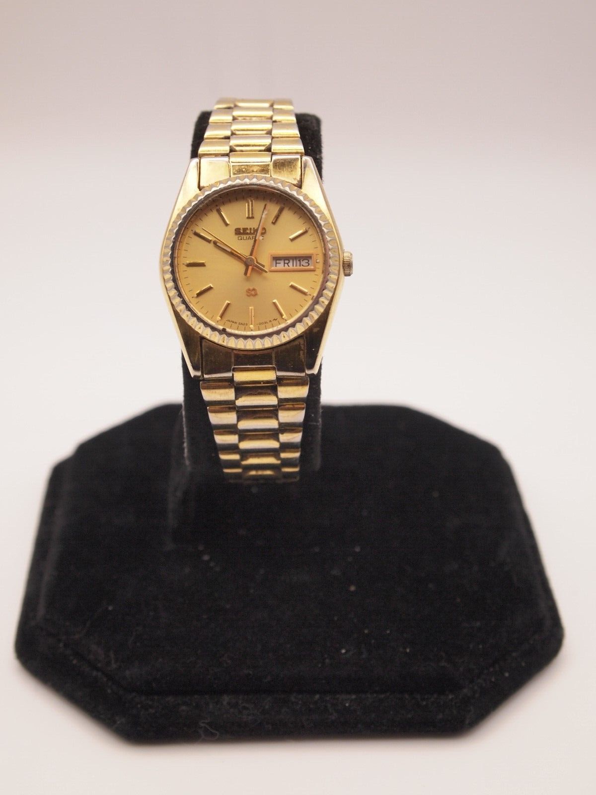 Vintage Seiko Quartz Ladies's Watch 2A23-0039 Day Date | eBay