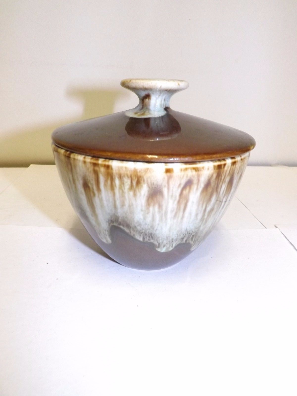 USA MARKED BROWN DRIP STONEWARE COVERED SUGAR