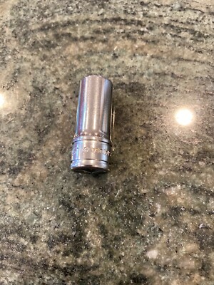 Snap On fss141 7/16'' 3/8 drive semi deep chrome socket