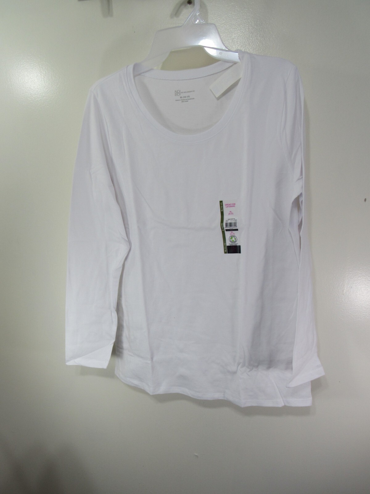New No Boundaries Long Sleeve T Shirt Size XL 15 17 Juniors