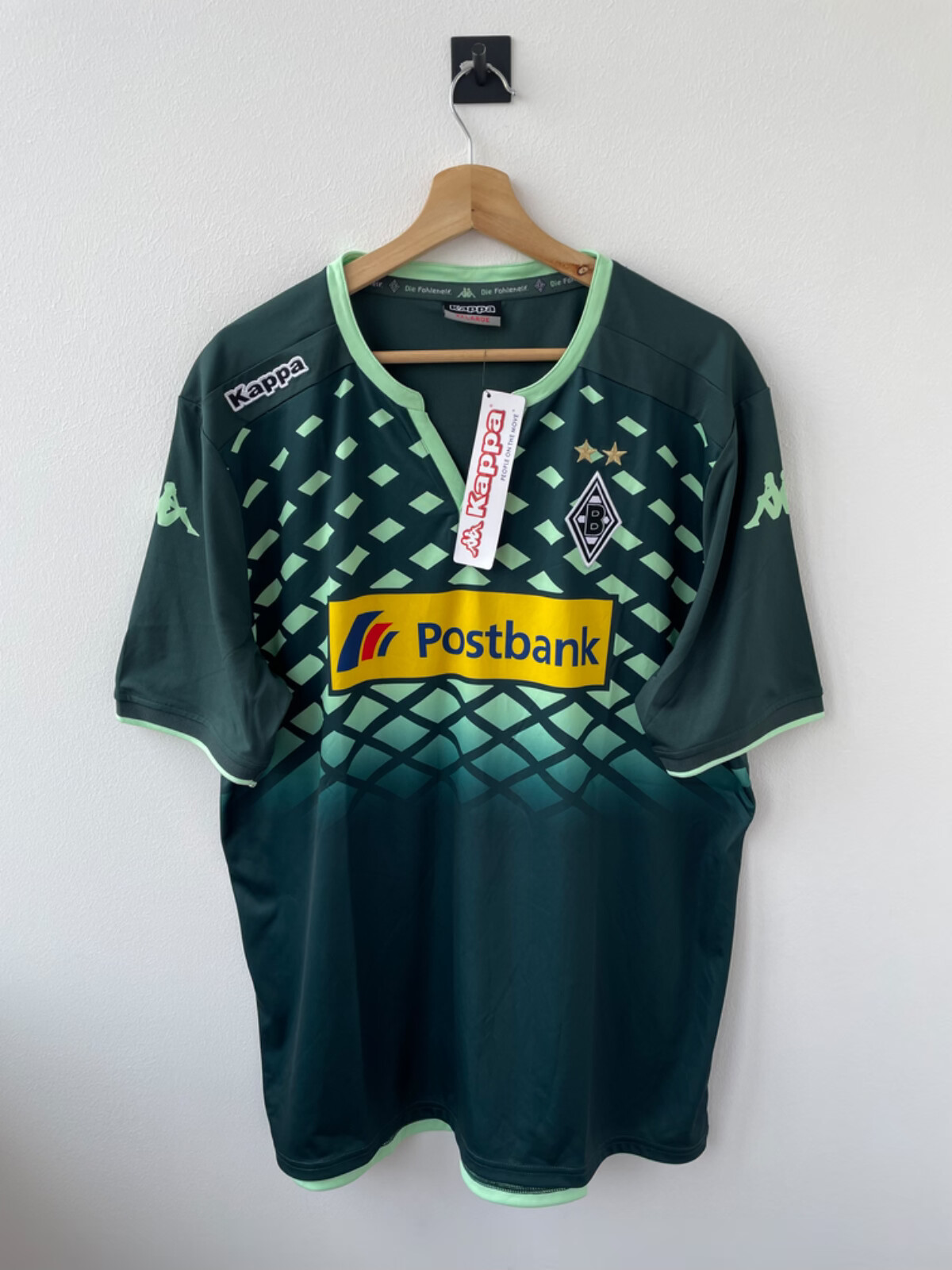 BORUSSIA MONCHENGLADBACH 2015/2016 AWAY FOOTBALL SHIRT KAPPA