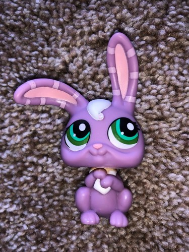 Littlest Pet Shop #828 Bunny Rabbit Purple White Striped Ears