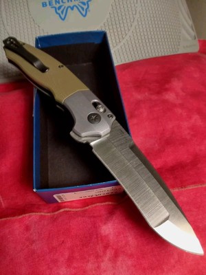 Benchmade  496  Vector  (Axis Assist) *Layered G10/Cpm-c20v)* Brand New!  